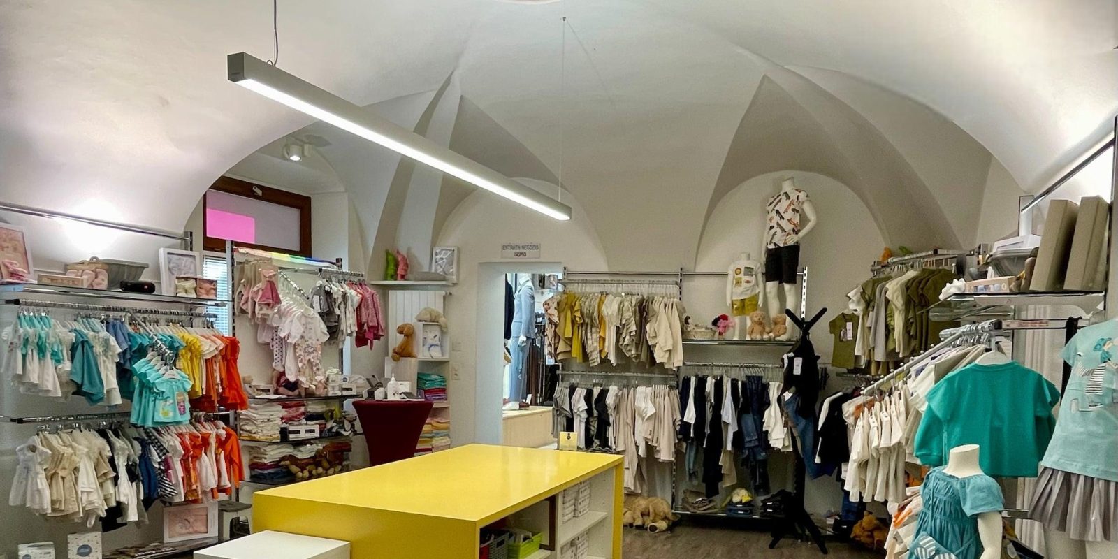 bekleidung Shop Mann Frau Kind Locarno Kleiderladen Bekleidungsgeschäft